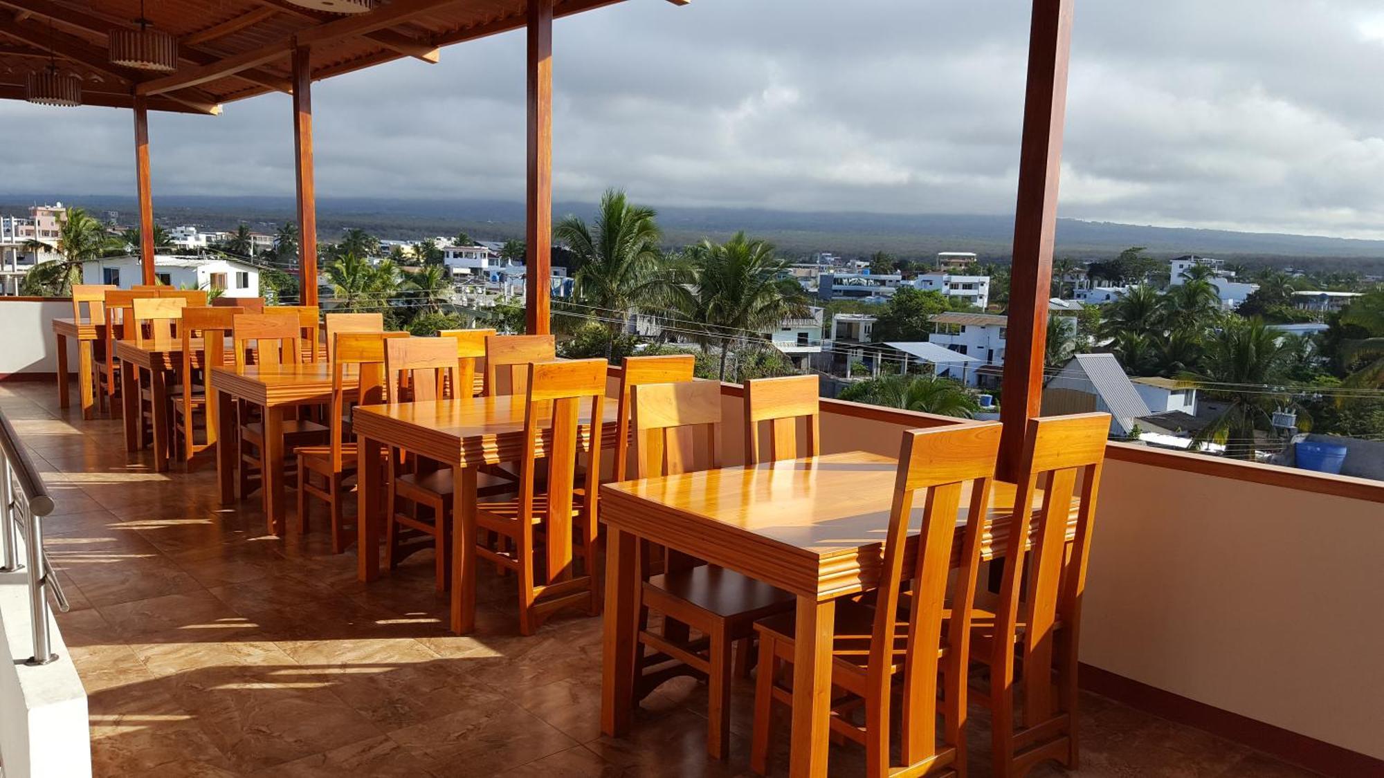 Gloria - Galapagos Inn Puerto Ayora  Ngoại thất bức ảnh